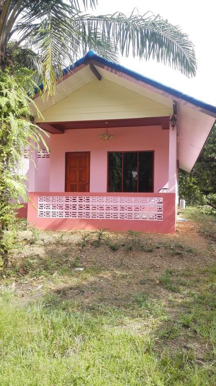 Cashew Nut Bungalows Hotell Ao Nang Eksteriør bilde