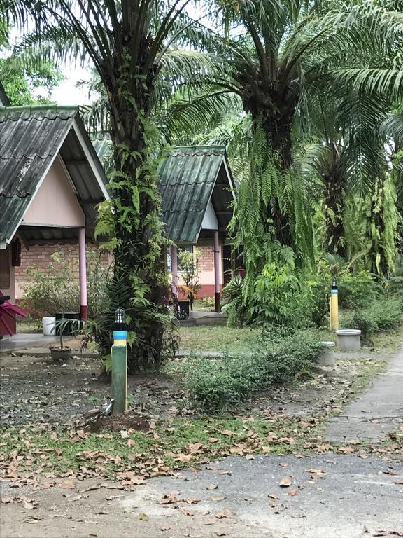 Cashew Nut Bungalows Hotell Ao Nang Eksteriør bilde