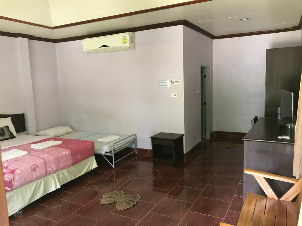 Cashew Nut Bungalows Hotell Ao Nang Eksteriør bilde