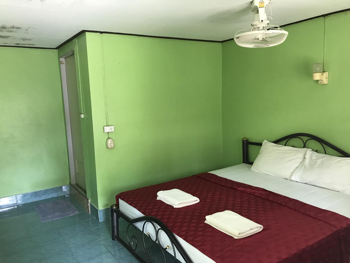 Cashew Nut Bungalows Hotell Ao Nang Eksteriør bilde